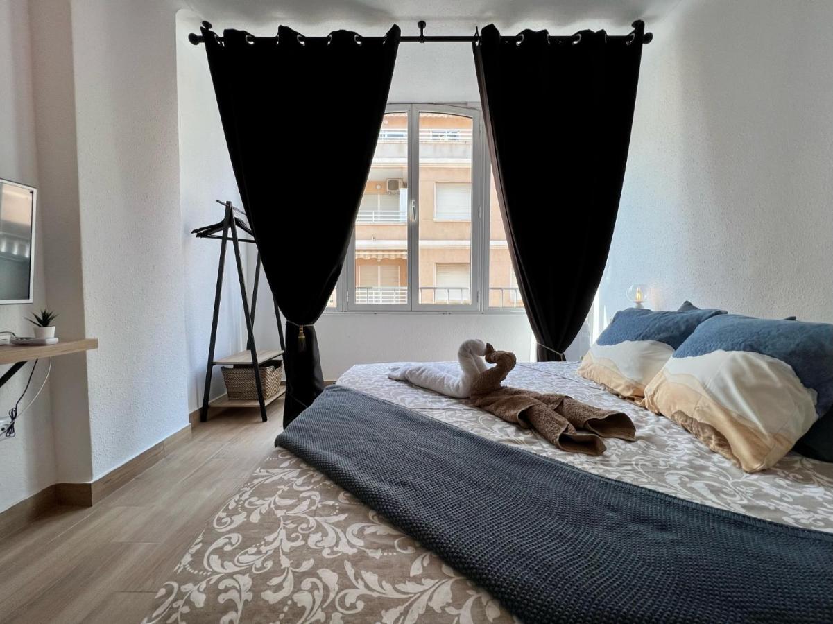 Estudio 221 Lägenhet Torrevieja Exteriör bild